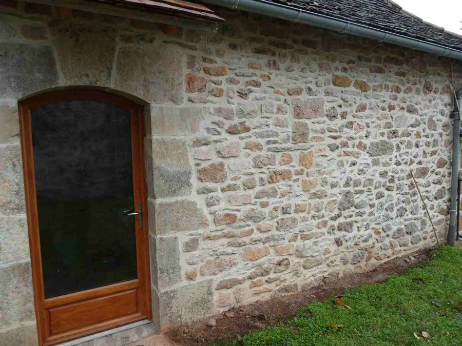 Joint à la chaux, façade en pierre Sérignan-du-Comtat